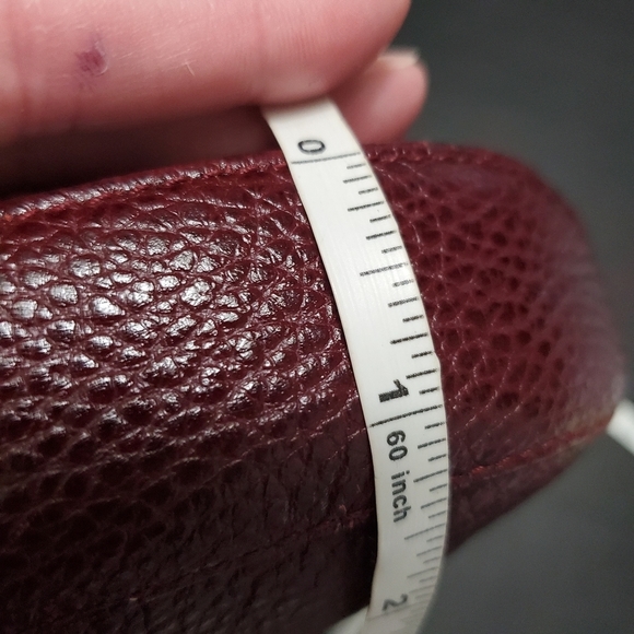 **Final Sale** Desmo burgundy Italian leather pebbled handbag - Picture 5 of 8